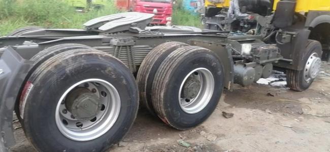 HOWO 6X4 Prime Mover Truck 50t Diesel Engine Trailer Tractor Truck for Export