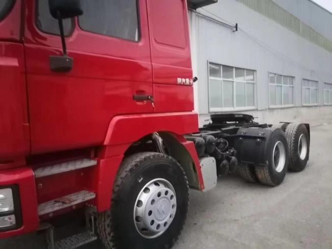 Tractor Head Truck HOWO Sinotruck New 6*4 10 Wheel 400HP HOWO Tractor Truck