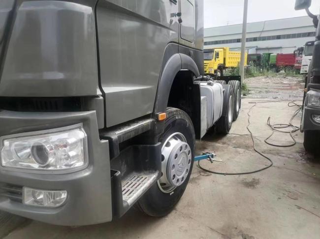 6X4 Tractor Truck HOWO Sinotruk 371price Sale HOWO Sitrak C7h Tractor Truck