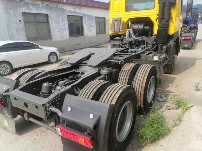 6X4 Tractor Truck HOWO Sinotruk 371price Sale HOWO Sitrak C7h Tractor Truck Used Trucks