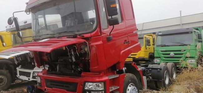 HOWO 375HP 371HP 6X4 10tires Tractor Truck Heavy Duty Trailer Head Tractor Trucks Price for Sale