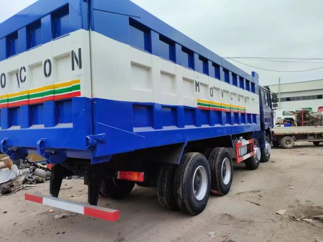 Heavy Truck Shacman F3000 Dump Truck 8*4 12 Tires