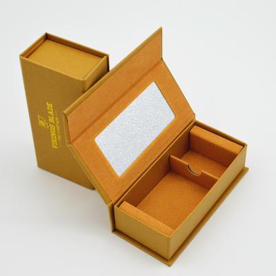 China Pequeña caja de lujo rígida de la forma del libro en venta