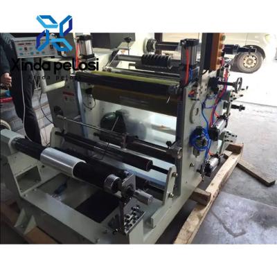 China Máquina automática de corte y rebobinado de papel de 650 mm de ancho Capacidad 70 m/min en venta