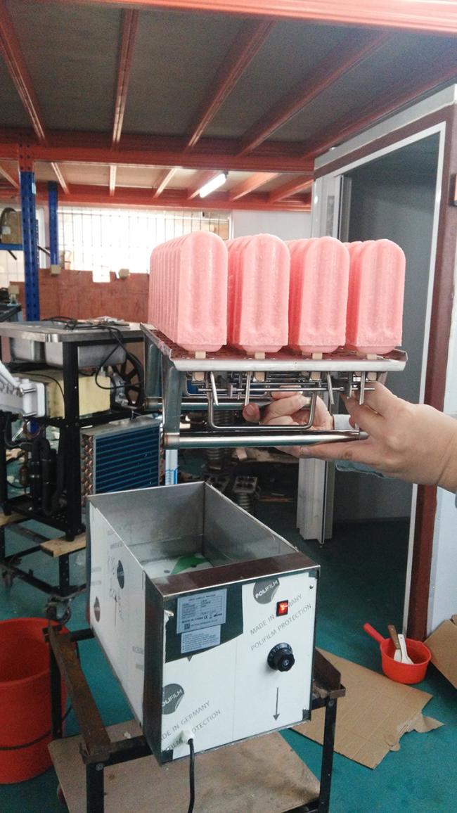 Commercial Ice Lolly Popsicle Making Machine / Stick Pop Maker Price / Stick Ice Cream Machine