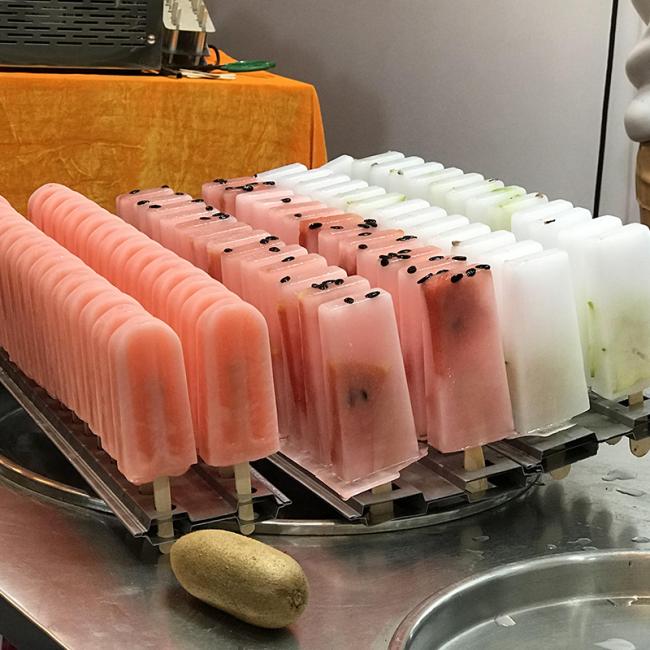 18000 Pcs/day Stainless Steel Commercial Ice Popsicle Making Machine With 6 Molds