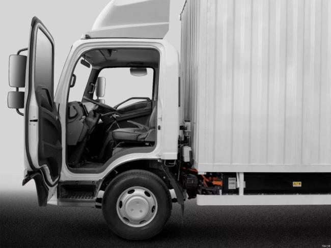 Isu Zu-Wing EV Deluxe Van Cheap Auto Vehicles EV Car New Energy Vehicles Electric Truck