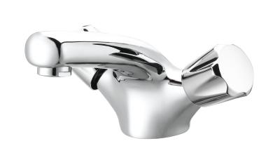 中国 二重レバーの洗面器の混合弁、浴室の流しの混合弁Chromeの熱く、冷たいコックの固体真鍮のバルブ本体 販売のため