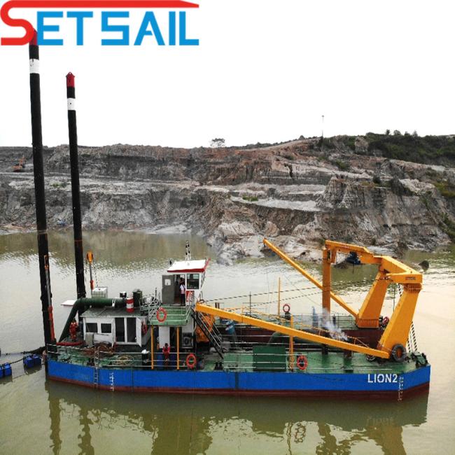 Diesel Engine 6 Inch Cutter Suction Dredger with River Sand