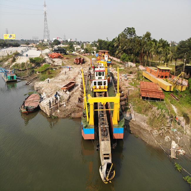 Siemens PLC /Underwater Pump / River Sand / Cutter Head /Hydraulic Control System /Cutter Suction Dredge for Mining Dredger Equipment /Dredging Barge