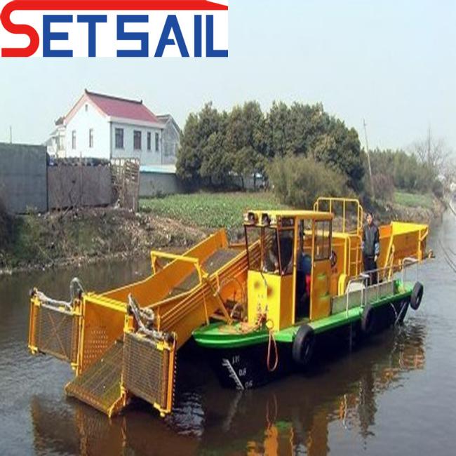River or Lake Garbage Cleaning Harvester Vessel