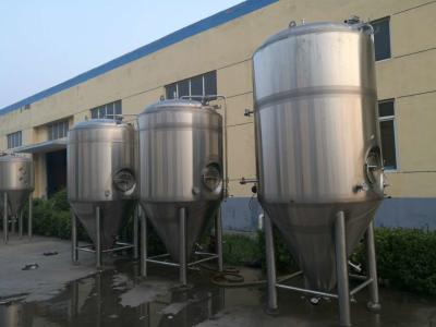 China 2400l jacketed fermentatio tank for craft beer fermentation tank stainless steel 304 tank unitank with carbonation stone for sale