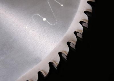 中国 SKS 日本の鋼鉄コンクリートのパネルは鋸歯/小さい円が鋸歯をことを 販売のため