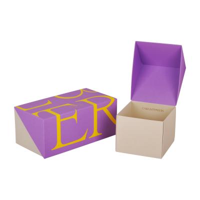 China Caja de torta beige púrpura de la cartulina, envases de papel de la torta con el logotipo de sellado caliente en venta