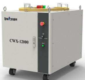 China 12000W combinó el haz Iterbio-dopó el laser de la fibra en venta