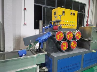 Китай Машины для экструзирования PET-полосок мощностью 120 кВт для листов с толщиной ленты 0,4-1,2 мм Высокоскоростная линия экструзирования PET-полосок для PAC продается
