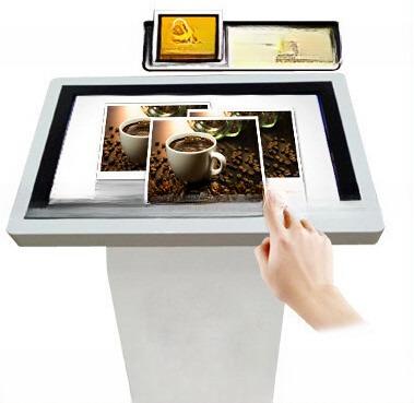 China 43 polegadas Industrial touch screen computador quiosque 3840x2160 suporte UHD 4K à venda