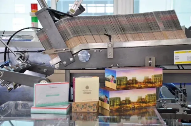 New Model Box Facial Tissue Packing Machine