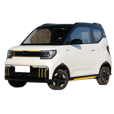 China Range 300km New Energy Mini Car 100km/H Wuling Hongguang 100% Electric for sale