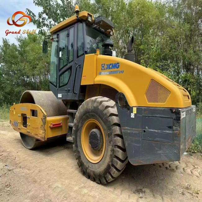 XCMG XS223J Single Drum Roller rear view