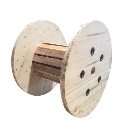 China Standard Wooden Cable Drum Electric Wire Wooden Spools Strong Load Capacity for sale