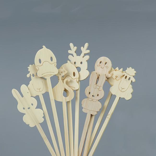 Biodegradable Disposable Custom Size and Logo Bamboo Skewers, Creative Cartoon Stickers, Dessert Cakes Fruit Skewers/Stick