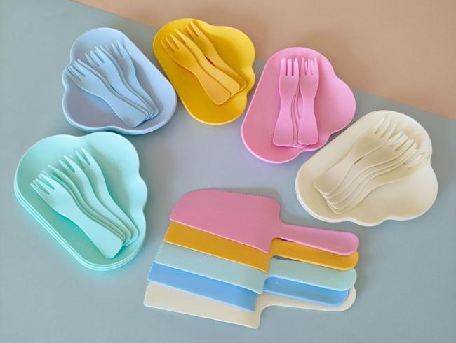 Party Use Birthday Cake Suit Knife and Fork Set Disposable Plastic Knife Fork Plastic Plate Cake Cutlery Suit