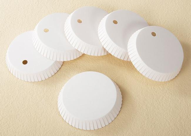 Various Size Used 9 Cm 230 GSM Karaft Custome Printed Paper Cup Lid Customer Printed for Hotel Club Salon or Restaurant