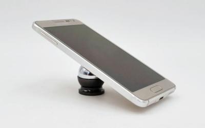 China El imán fuerte universal para 360 gira el tenedor del teléfono móvil en coche en venta