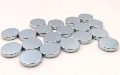 China Strong Permanent Neodymium Disc Magnet D4 mm X T1.5 mm N50 For Bracelet for sale