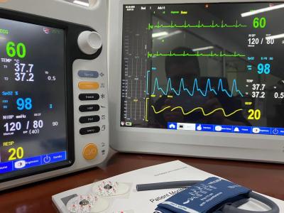 China Multi Parameter ICU Monitor Machine , Hospital Bedside Monitor For Pediatric Newborn for sale