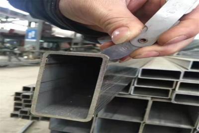 China Cuadrado hueco rectangular de acero suave de la sección Q235B y tubo de acero rectangular en venta