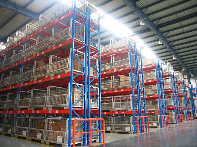 Multiple wire cages in warehouse environment