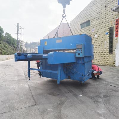China Máquina hidráulica automática de corte de plástico para barricas de PP HDPE LDPE PET en venta