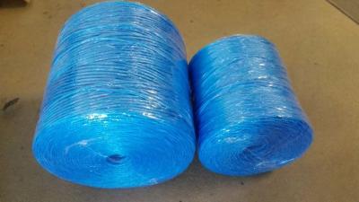 China Corda tratada UV da embalagem da guita da palha do polipropileno para a prensa quadrada do feno à venda