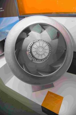 China 355mm Backward Curved Fan Single Phase 4 Pole External Rotor Fan for sale