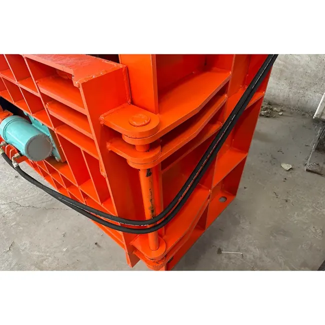Heavy Duty 120T Vertical Scrap Metal Baler with Full Steel Plate Construction