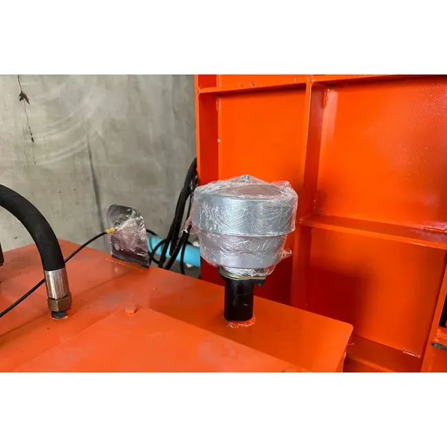 Heavy Duty 120T Vertical Scrap Metal Baler with Full Steel Plate Construction