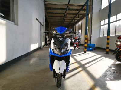 中国 EECの女性および人多色の電気道のスクーターの高速50cc電気スクーター 販売のため