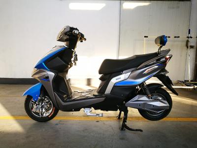 China 3 SpeedElectric Road Scooter Elegant Lithium E Bike Scooter for sale