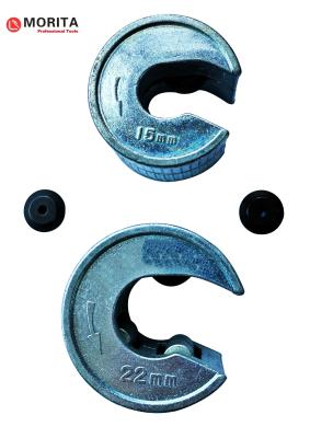 中国 回転式銅のパイプ・カッターは15+22mmのカッター2のPCを置いた予備車輪が堅いHard-To-Reach場所の合金ボディGcr15刃を亜鉛でメッキする 販売のため