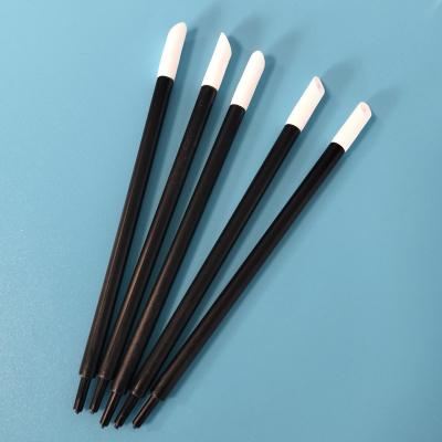 中国 T-11 Lint Free Black Handle Mold Cleaning Swab 5mm PU Foam Swab For Printer Cleaning 販売のため