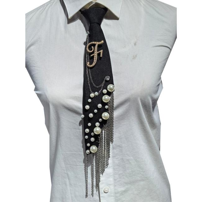 Letter F Pearl Brooch Necktie Black
