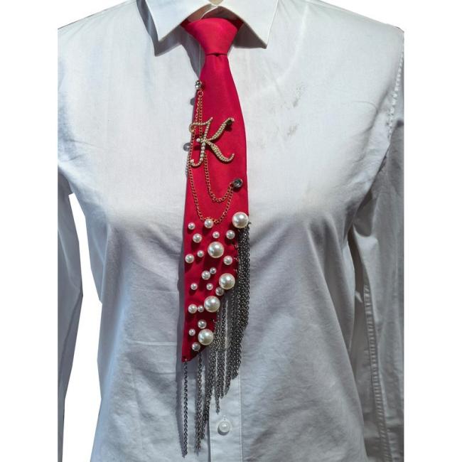Letter K Pearl Brooch Necktie Red