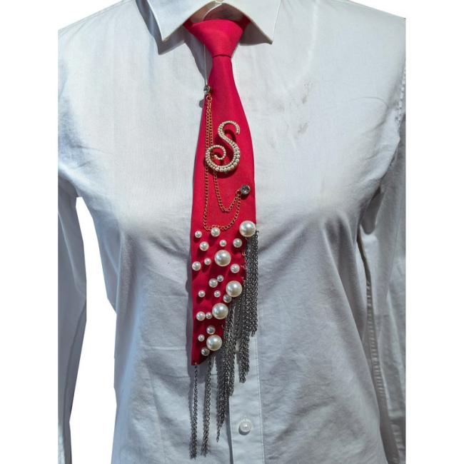 Letter S Pearl Brooch Necktie Red