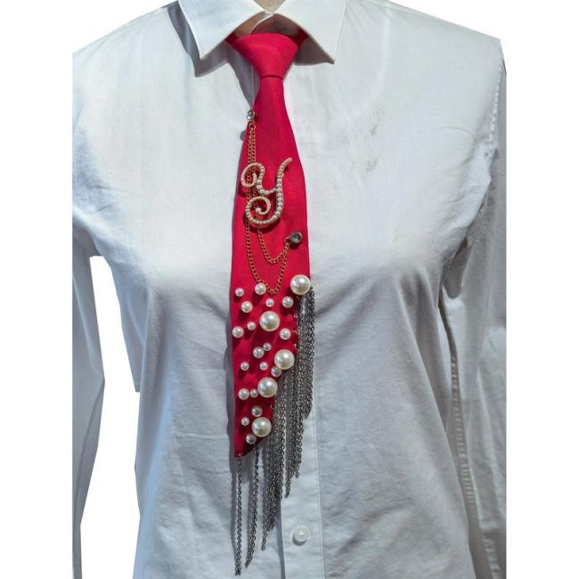 Letter Y Pearl Brooch Necktie Red