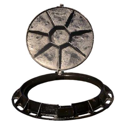 China EN124 F900 Round Cast Iron Manhole Cover Bituminous Paint CE Approval for sale