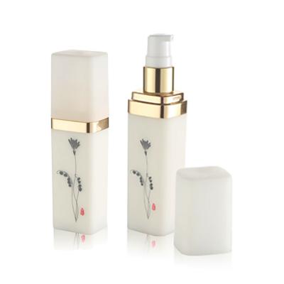 China 120ml Matte White Rectangular Plastic Cosmetic  Bottle for Skincare for sale