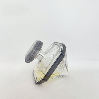 China Diamond Shaped Perfume Bottle 75ml 100ml Glass Bottle Press Spray Empty Bottle With zamak caps Cosmetics Packaging for sale