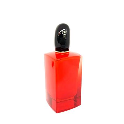 China la botella sub del encaprichamiento 100ml de perfume de botellas del cristal del espray rojo exquisito de la botella perfuma la botella vacía de empaquetado en venta